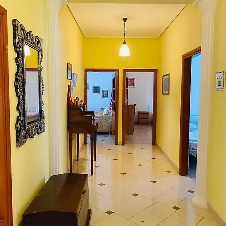 Downtown Apartment 2 Bedroom Ac Wifi Τίρανα